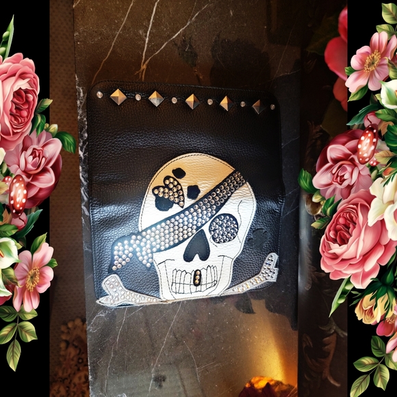 Charm & Luck RARE Brand New Wallet & Clutch - Picture 3 of 7